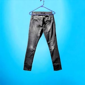 Women's Levi's jeans